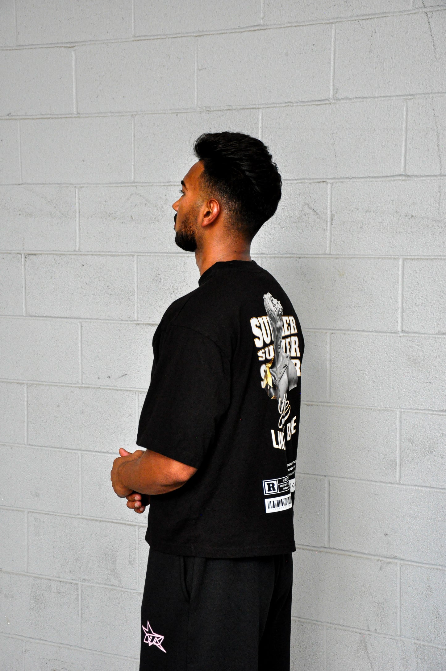 D1X Boxy Black Tee